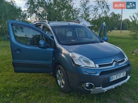Ситроен Берлинго 2013 в Оржице на Automoto.ua Синий Ситроен Берлинго, объемом двигателя 1.6 л и пробегом 228 тыс. км за 9200 $, фото 1 на Automoto.ua