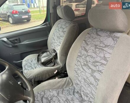 Зеленый Ситроен Берлинго, объемом двигателя 1.87 л и пробегом 276 тыс. км за 1850 $, фото 6 на Automoto.ua