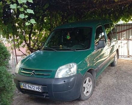 Зелений Сітроен Берлінго, об'ємом двигуна 1.4 л та пробігом 152 тис. км за 4300 $, фото 7 на Automoto.ua