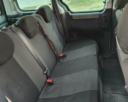 Зеленый Ситроен Берлинго, объемом двигателя 1.59 л и пробегом 286 тыс. км за 4000 $, фото 4 на Automoto.ua