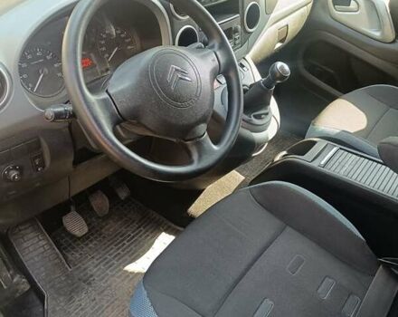 Зелений Сітроен Берлінго, об'ємом двигуна 1.6 л та пробігом 234 тис. км за 7800 $, фото 12 на Automoto.ua