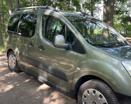 Зеленый Ситроен Берлинго, объемом двигателя 1.6 л и пробегом 230 тыс. км за 9700 $, фото 6 на Automoto.ua