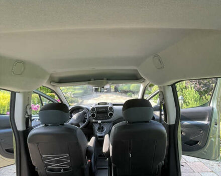 Зеленый Ситроен Берлинго, объемом двигателя 1.6 л и пробегом 230 тыс. км за 9700 $, фото 48 на Automoto.ua