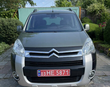 Зеленый Ситроен Берлинго, объемом двигателя 1.6 л и пробегом 230 тыс. км за 9700 $, фото 21 на Automoto.ua