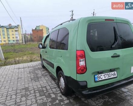 Зеленый Ситроен Берлинго, объемом двигателя 1.6 л и пробегом 220 тыс. км за 6000 $, фото 56 на Automoto.ua