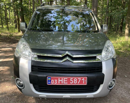 Зеленый Ситроен Берлинго, объемом двигателя 1.6 л и пробегом 230 тыс. км за 9700 $, фото 4 на Automoto.ua