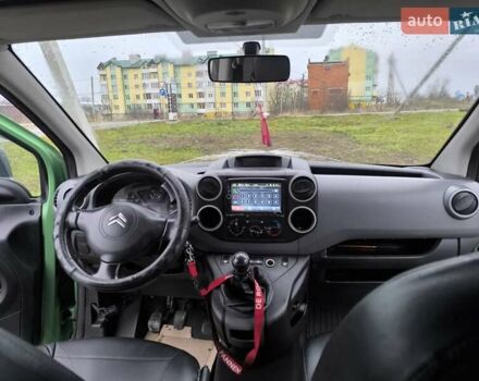 Зеленый Ситроен Берлинго, объемом двигателя 1.6 л и пробегом 220 тыс. км за 6000 $, фото 1 на Automoto.ua