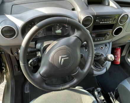 Зеленый Ситроен Берлинго, объемом двигателя 1.6 л и пробегом 230 тыс. км за 9700 $, фото 42 на Automoto.ua