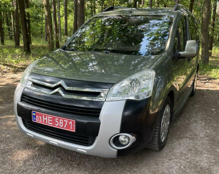 Зеленый Ситроен Берлинго, объемом двигателя 1.6 л и пробегом 230 тыс. км за 9700 $, фото 3 на Automoto.ua
