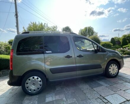 Зеленый Ситроен Берлинго, объемом двигателя 1.6 л и пробегом 230 тыс. км за 9300 $, фото 13 на Automoto.ua