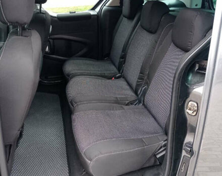 Зеленый Ситроен Берлинго, объемом двигателя 1.6 л и пробегом 240 тыс. км за 10500 $, фото 9 на Automoto.ua