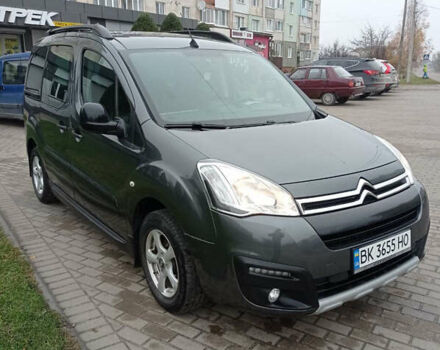 Зеленый Ситроен Берлинго, объемом двигателя 1.6 л и пробегом 240 тыс. км за 10500 $, фото 21 на Automoto.ua