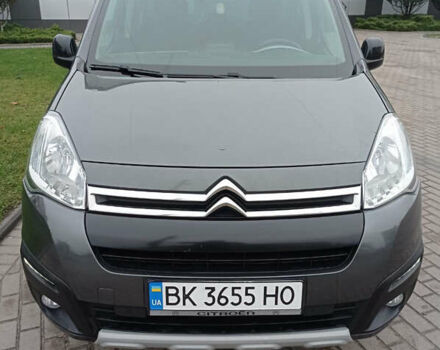 Зеленый Ситроен Берлинго, объемом двигателя 1.6 л и пробегом 240 тыс. км за 10500 $, фото 14 на Automoto.ua