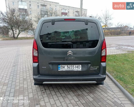 Зеленый Ситроен Берлинго, объемом двигателя 1.6 л и пробегом 240 тыс. км за 10500 $, фото 4 на Automoto.ua