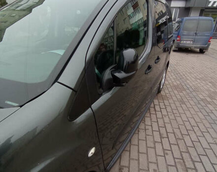 Зеленый Ситроен Берлинго, объемом двигателя 1.6 л и пробегом 240 тыс. км за 10500 $, фото 23 на Automoto.ua