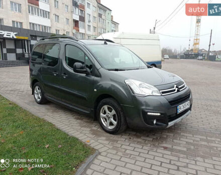 Зеленый Ситроен Берлинго, объемом двигателя 1.6 л и пробегом 240 тыс. км за 10500 $, фото 1 на Automoto.ua
