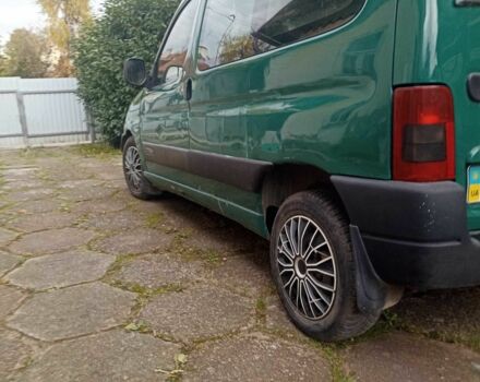 Сітроен Берлінго 2002 у Дрогобичі на Automoto.ua Зелений Сітроен Берлінго, об'ємом двигуна 1.9 л та пробігом 303 тис. км за 1950 $, фото 5 на Automoto.ua