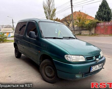 Зеленый Ситроен Берлинго, объемом двигателя 1.4 л и пробегом 234 тыс. км за 1350 $, фото 1 на Automoto.ua