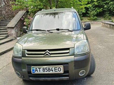 Зелений Сітроен Берлінго, об'ємом двигуна 1.59 л та пробігом 286 тис. км за 4000 $, фото 1 на Automoto.ua