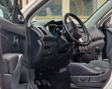 Ситроен С-Кроссер 2008 в Золочев на Automoto.ua Белый Ситроен С-Кроссер, объемом двигателя 2.2 л и пробегом 190 тыс. км за 8800 $, фото 20 на Automoto.ua