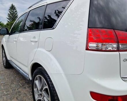 Белый Ситроен С-Кроссер, объемом двигателя 2.2 л и пробегом 190 тыс. км за 8400 $, фото 17 на Automoto.ua