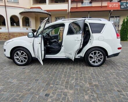 Белый Ситроен С-Кроссер, объемом двигателя 2.2 л и пробегом 190 тыс. км за 8400 $, фото 23 на Automoto.ua