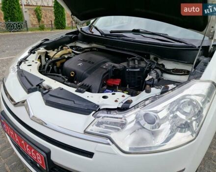 Ситроен С-Кроссер 2008 в Золочев на Automoto.ua Белый Ситроен С-Кроссер, объемом двигателя 2.2 л и пробегом 190 тыс. км за 8800 $, фото 36 на Automoto.ua