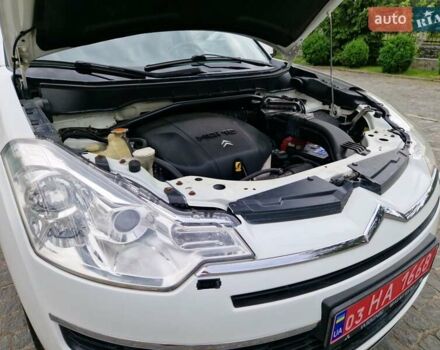 Ситроен С-Кроссер 2008 в Золочев на Automoto.ua Белый Ситроен С-Кроссер, объемом двигателя 2.2 л и пробегом 190 тыс. км за 8800 $, фото 31 на Automoto.ua