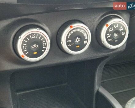 Ситроен С-Кроссер 2008 в Золочев на Automoto.ua Белый Ситроен С-Кроссер, объемом двигателя 2.2 л и пробегом 190 тыс. км за 8800 $, фото 42 на Automoto.ua