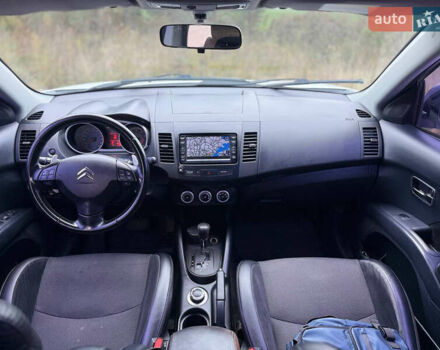 Белый Ситроен С-Кроссер, объемом двигателя 2.36 л и пробегом 370 тыс. км за 8150 $, фото 15 на Automoto.ua
