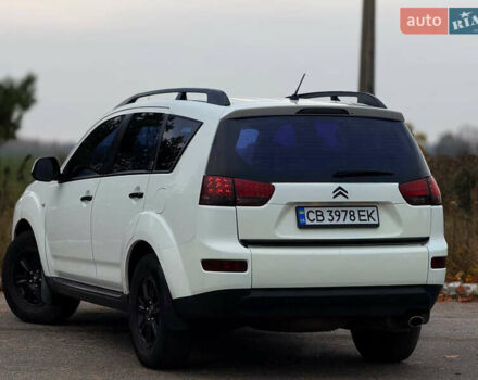 Белый Ситроен С-Кроссер, объемом двигателя 2.36 л и пробегом 370 тыс. км за 8150 $, фото 6 на Automoto.ua