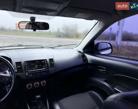 Білий Сітроен С-Кроссер, об'ємом двигуна 2.4 л та пробігом 330 тис. км за 7800 $, фото 14 на Automoto.ua