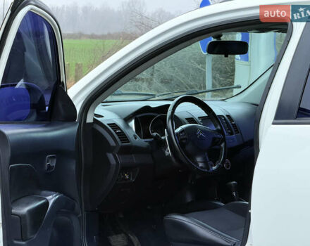 Білий Сітроен С-Кроссер, об'ємом двигуна 2.4 л та пробігом 330 тис. км за 7800 $, фото 8 на Automoto.ua