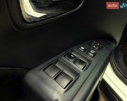 Белый Ситроен С-Кроссер, объемом двигателя 2.36 л и пробегом 370 тыс. км за 8150 $, фото 11 на Automoto.ua