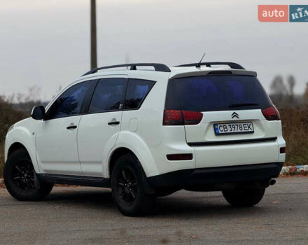 Белый Ситроен С-Кроссер, объемом двигателя 2.36 л и пробегом 370 тыс. км за 8150 $, фото 8 на Automoto.ua