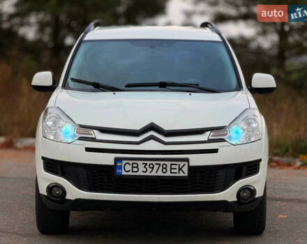 Белый Ситроен С-Кроссер, объемом двигателя 2.36 л и пробегом 370 тыс. км за 8150 $, фото 5 на Automoto.ua