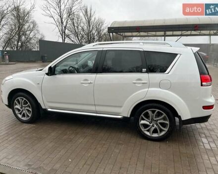 Білий Сітроен С-Кроссер, об'ємом двигуна 2.2 л та пробігом 231 тис. км за 10800 $, фото 6 на Automoto.ua