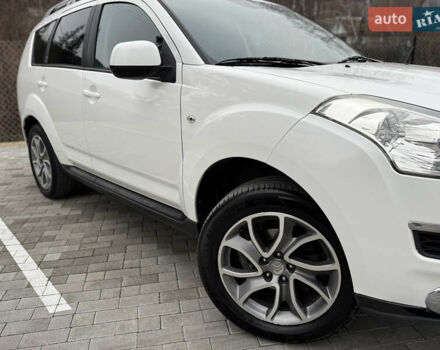 Белый Ситроен С-Кроссер, объемом двигателя 2.2 л и пробегом 209 тыс. км за 11000 $, фото 11 на Automoto.ua