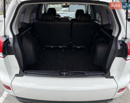 Белый Ситроен С-Кроссер, объемом двигателя 2.2 л и пробегом 209 тыс. км за 11000 $, фото 44 на Automoto.ua