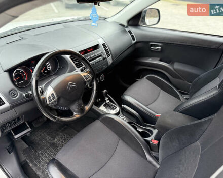 Белый Ситроен С-Кроссер, объемом двигателя 2.2 л и пробегом 209 тыс. км за 11000 $, фото 24 на Automoto.ua