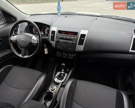 Белый Ситроен С-Кроссер, объемом двигателя 2.2 л и пробегом 209 тыс. км за 11000 $, фото 34 на Automoto.ua