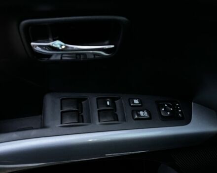 Черный Ситроен С-Кроссер, объемом двигателя 2.2 л и пробегом 218 тыс. км за 9300 $, фото 9 на Automoto.ua