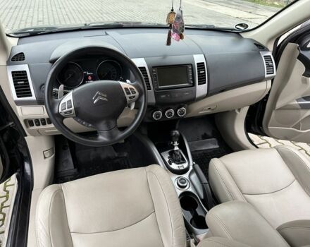 Черный Ситроен С-Кроссер, объемом двигателя 2.2 л и пробегом 217 тыс. км за 9999 $, фото 20 на Automoto.ua