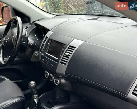 Черный Ситроен С-Кроссер, объемом двигателя 2.2 л и пробегом 231 тыс. км за 9699 $, фото 19 на Automoto.ua