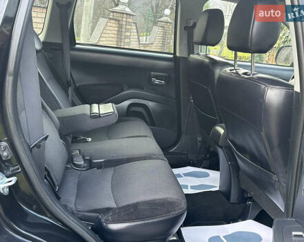 Черный Ситроен С-Кроссер, объемом двигателя 2.2 л и пробегом 236 тыс. км за 9900 $, фото 13 на Automoto.ua