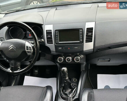 Черный Ситроен С-Кроссер, объемом двигателя 2.2 л и пробегом 236 тыс. км за 9990 $, фото 18 на Automoto.ua
