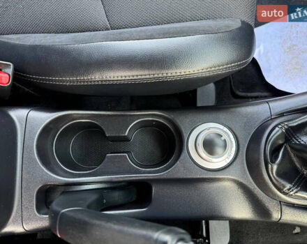 Черный Ситроен С-Кроссер, объемом двигателя 2.2 л и пробегом 237 тыс. км за 10250 $, фото 36 на Automoto.ua