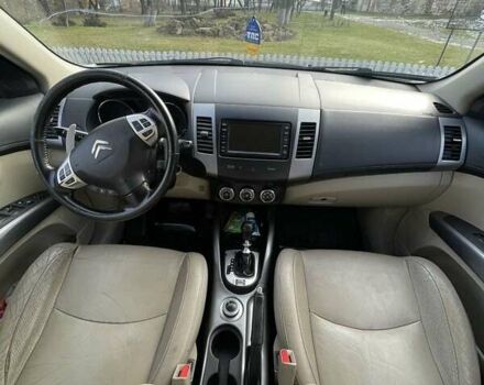 Чорний Сітроен С-Кроссер, об'ємом двигуна 2.18 л та пробігом 215 тис. км за 9600 $, фото 7 на Automoto.ua