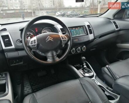 Чорний Сітроен С-Кроссер, об'ємом двигуна 2.2 л та пробігом 246 тис. км за 11899 $, фото 38 на Automoto.ua