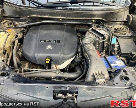 Чорний Сітроен С-Кроссер, об'ємом двигуна 2.2 л та пробігом 193 тис. км за 11900 $, фото 2 на Automoto.ua